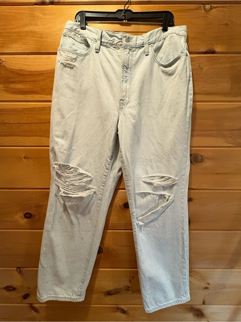 Madewell Light Blue Distressed Boyfriend Jeans size 32